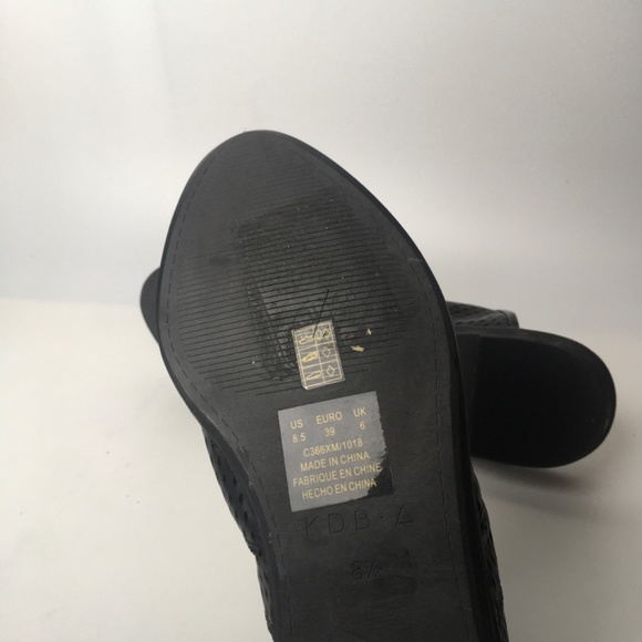 Kelsi Dagger Brooklyn Shoes Womens 8.5 Mule Slip On Flats Perforated Black KDB - Picture 5 of 5